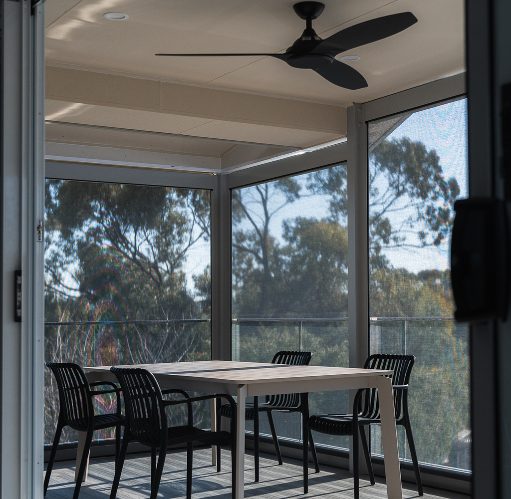 outdoor-blinds-23