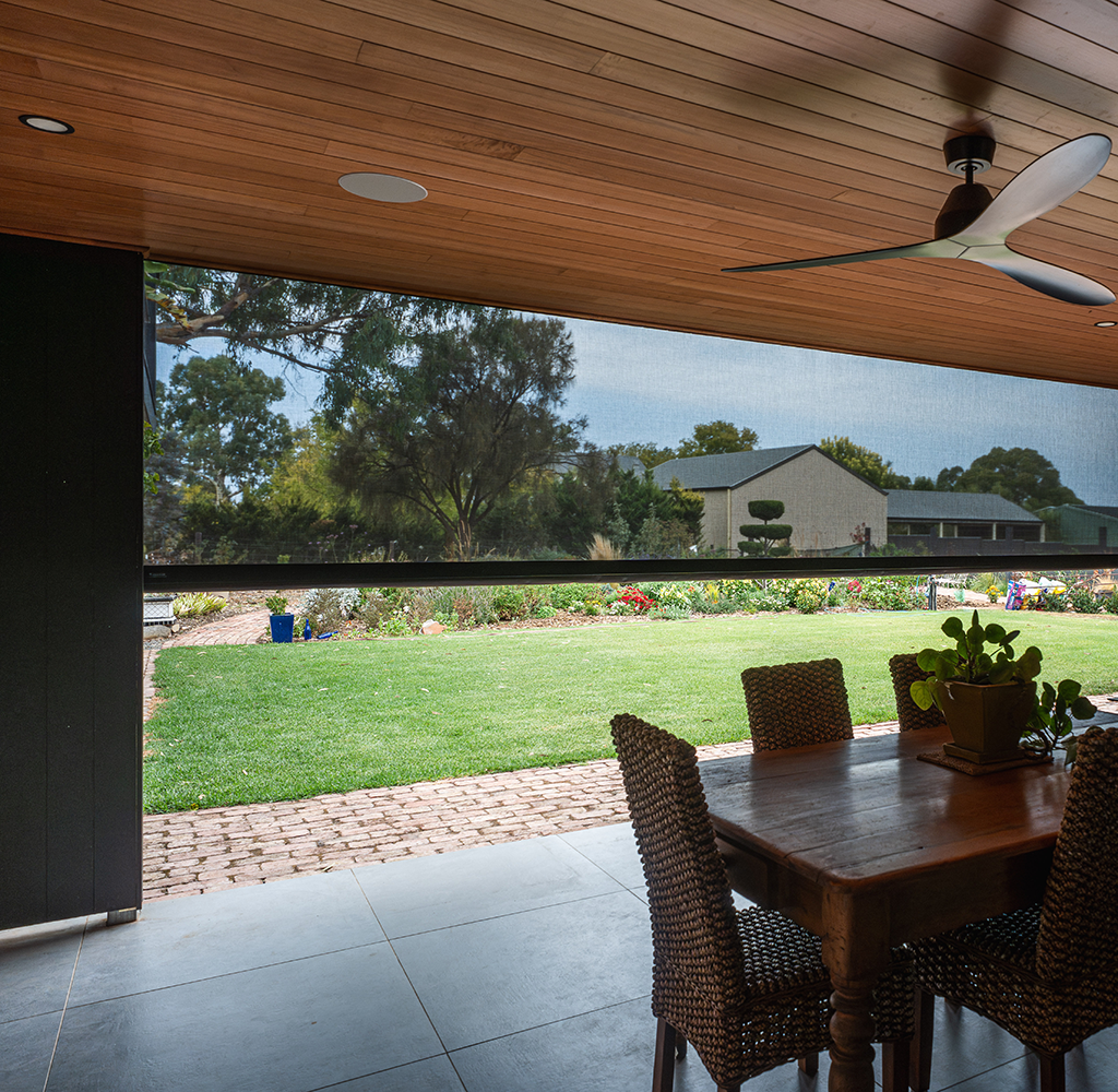 outdoor-blinds-7